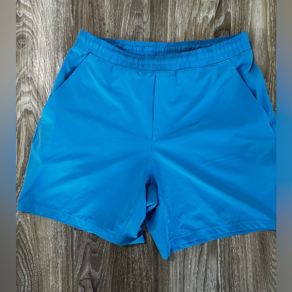 Lululemon men’s shorts!